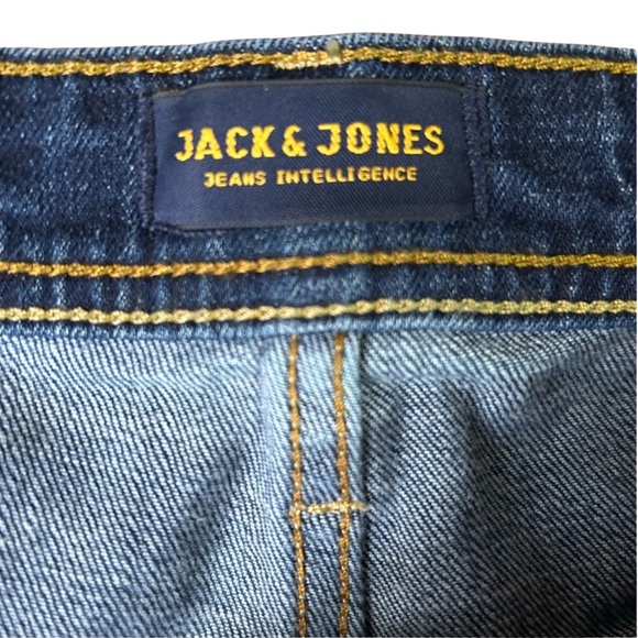 Men’s Jack & Jones Medium-Washed Denim Comfort Fit Mike-Style Jeans W36/L34 - Picture 11 of 15